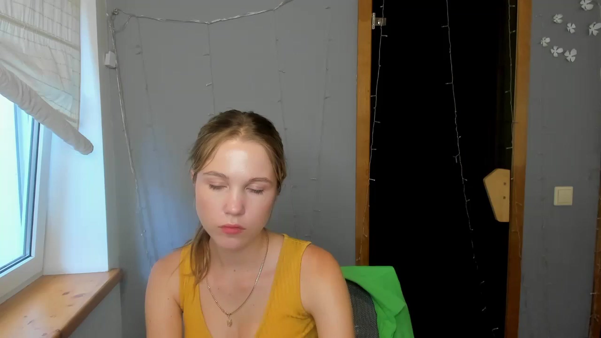 Gallery image thumbnail from Kate_Lewiss's myfreecams stream on, 07/25/2024, 08:32 image 20 of 20