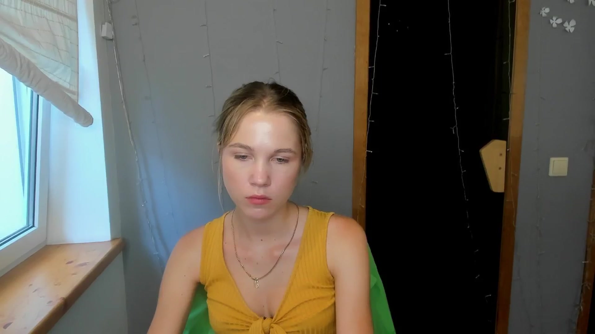 Gallery image thumbnail from Kate_Lewiss's myfreecams stream on, 07/25/2024, 09:23 image 5 of 20