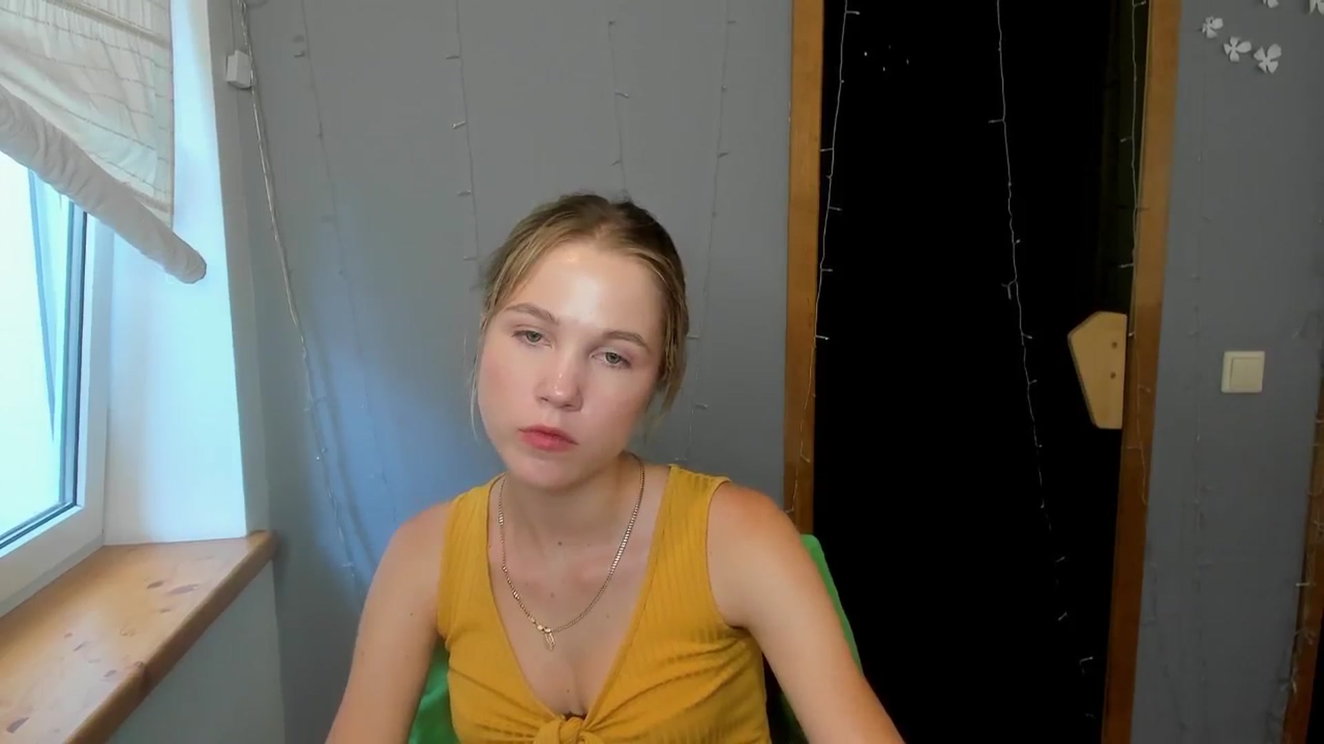 Gallery image thumbnail from Kate_Lewiss's myfreecams stream on, 07/25/2024, 09:23 image 14 of 20