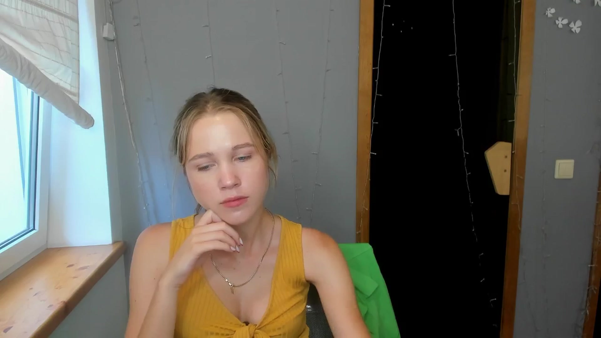Gallery image thumbnail from Kate_Lewiss's myfreecams stream on, 07/25/2024, 09:23 image 19 of 20