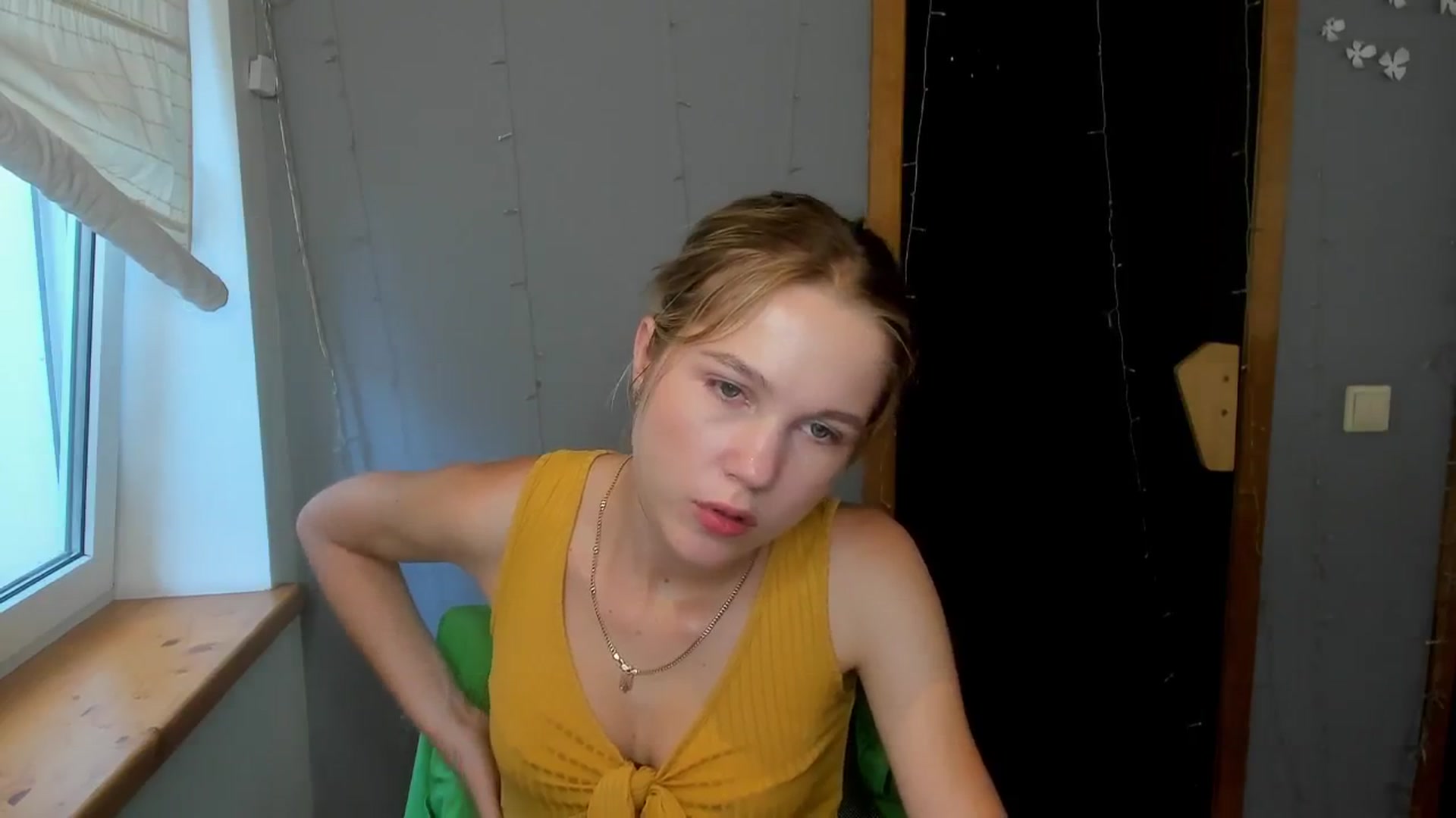 Gallery image thumbnail from Kate_Lewiss's myfreecams stream on, 07/25/2024, 09:23 image 15 of 20