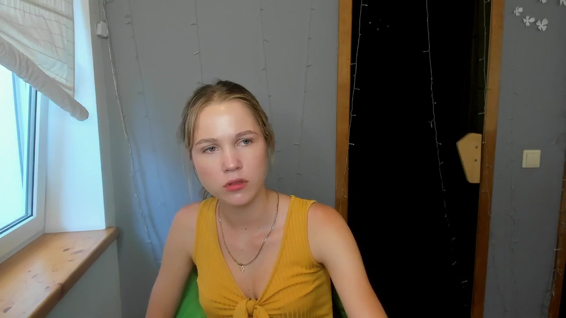 Gallery image thumbnail from Kate_Lewiss's myfreecams stream on, 07/25/2024, 09:23 image 12 of 20
