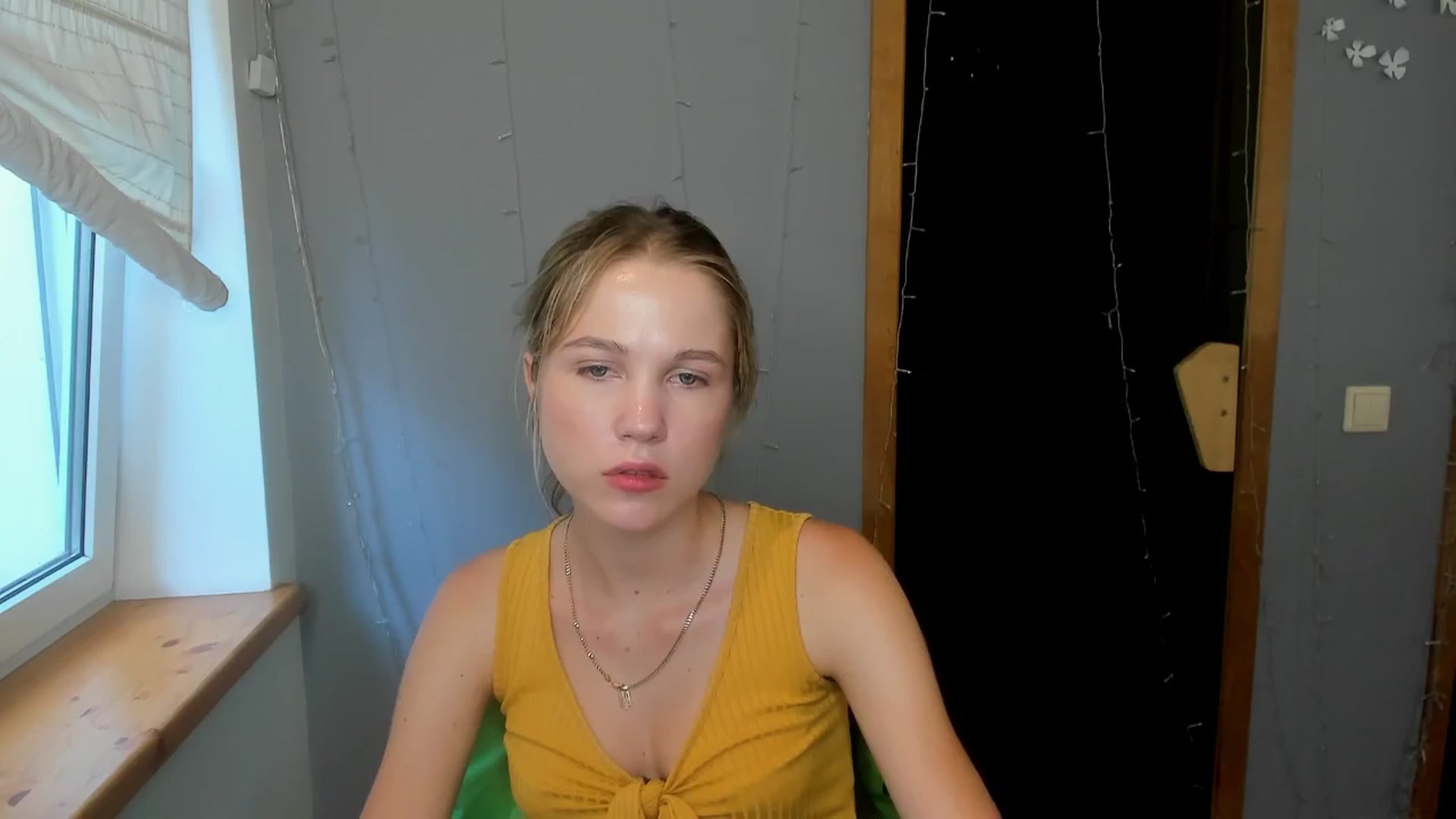 Gallery image thumbnail from Kate_Lewiss's myfreecams stream on, 07/25/2024, 09:23 image 9 of 20