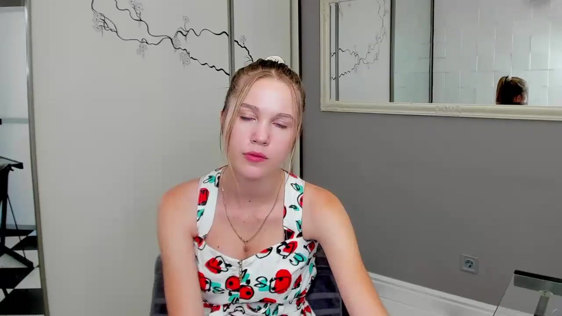 Gallery image thumbnail from Kate_Lewiss's myfreecams stream on, 07/28/2024, 08:44 image 12 of 20