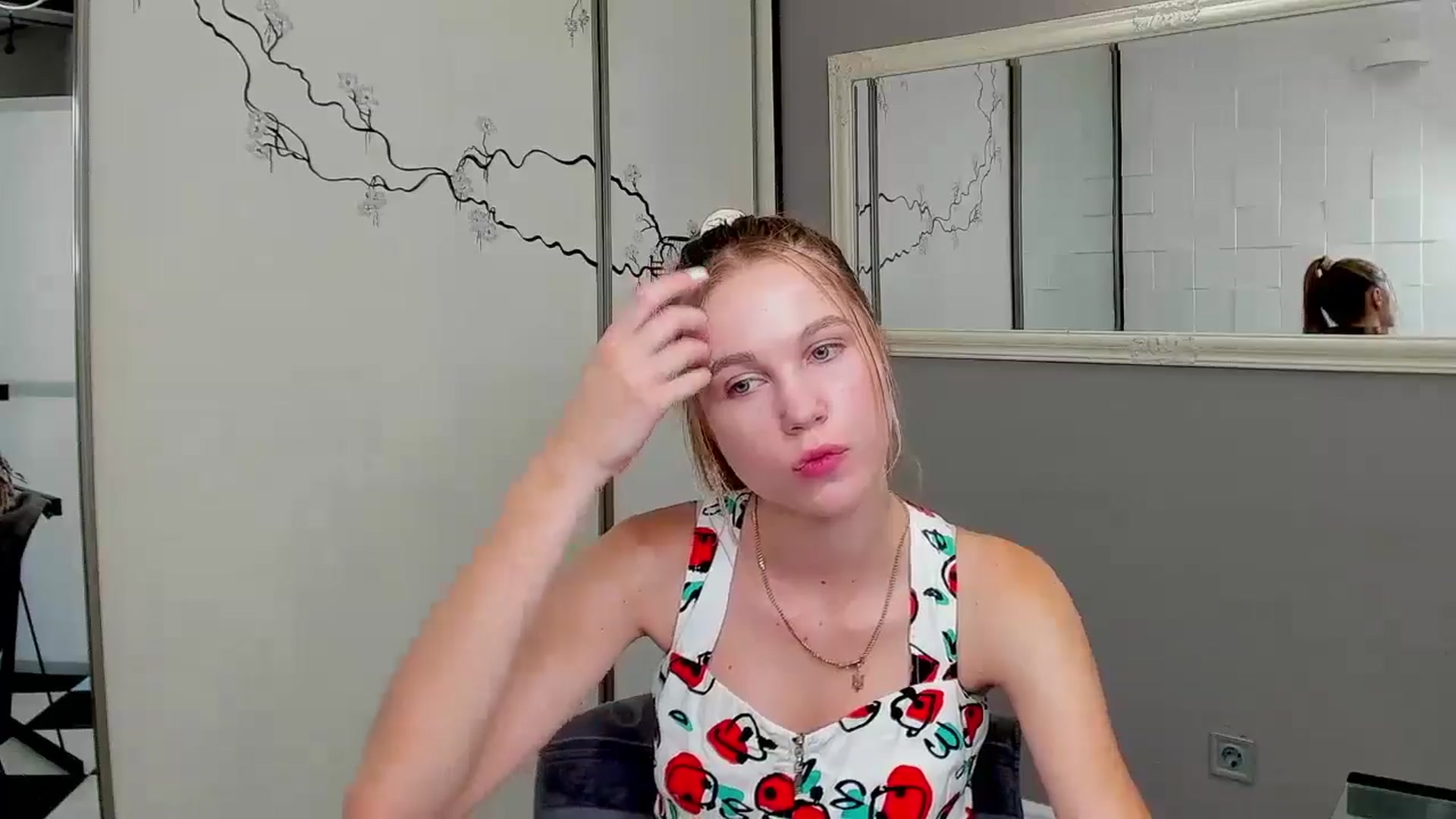 Gallery image thumbnail from Kate_Lewiss's myfreecams stream on, 07/28/2024, 10:21 image 6 of 20
