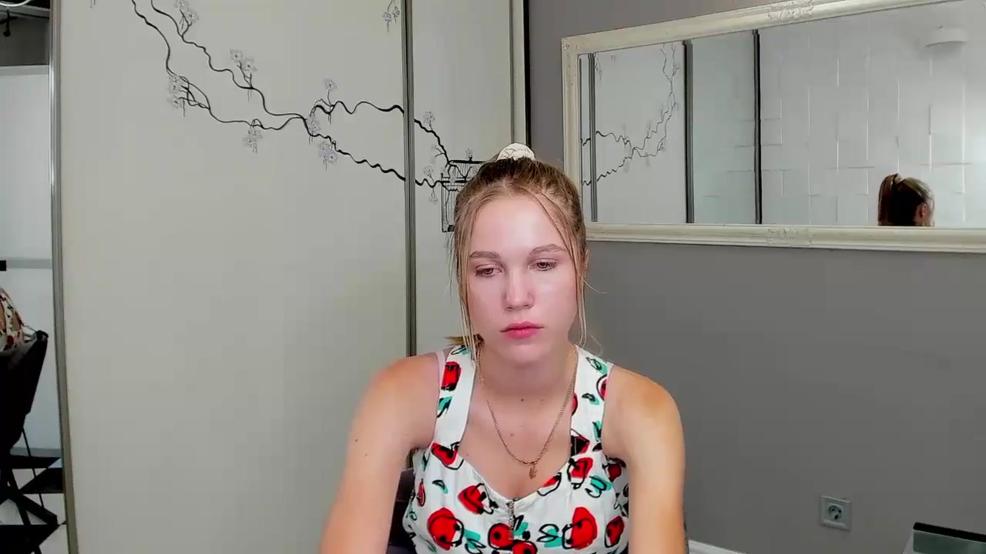 Gallery image thumbnail from Kate_Lewiss's myfreecams stream on, 07/28/2024, 10:21 image 15 of 20