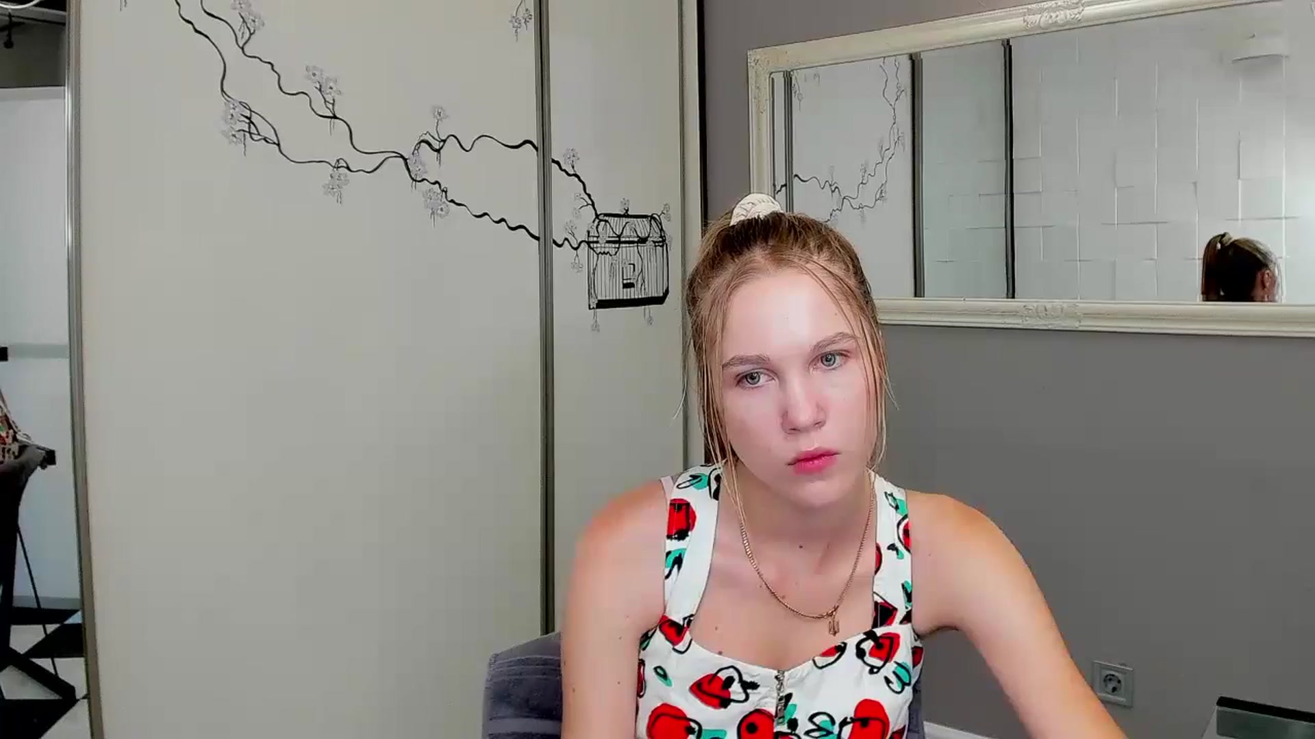 Gallery image thumbnail from Kate_Lewiss's myfreecams stream on, 07/28/2024, 10:21 image 4 of 20