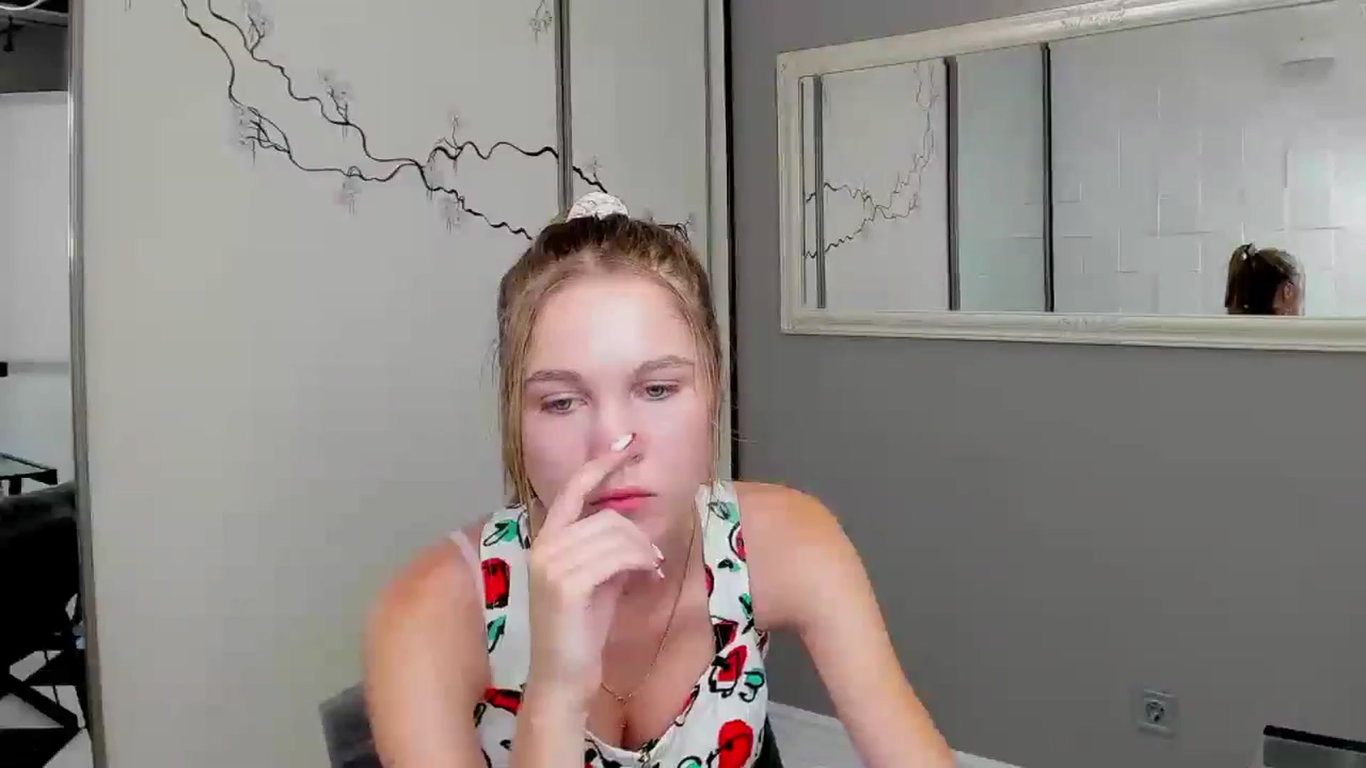 Gallery image thumbnail from Kate_Lewiss's myfreecams stream on, 07/28/2024, 10:33 image 7 of 20