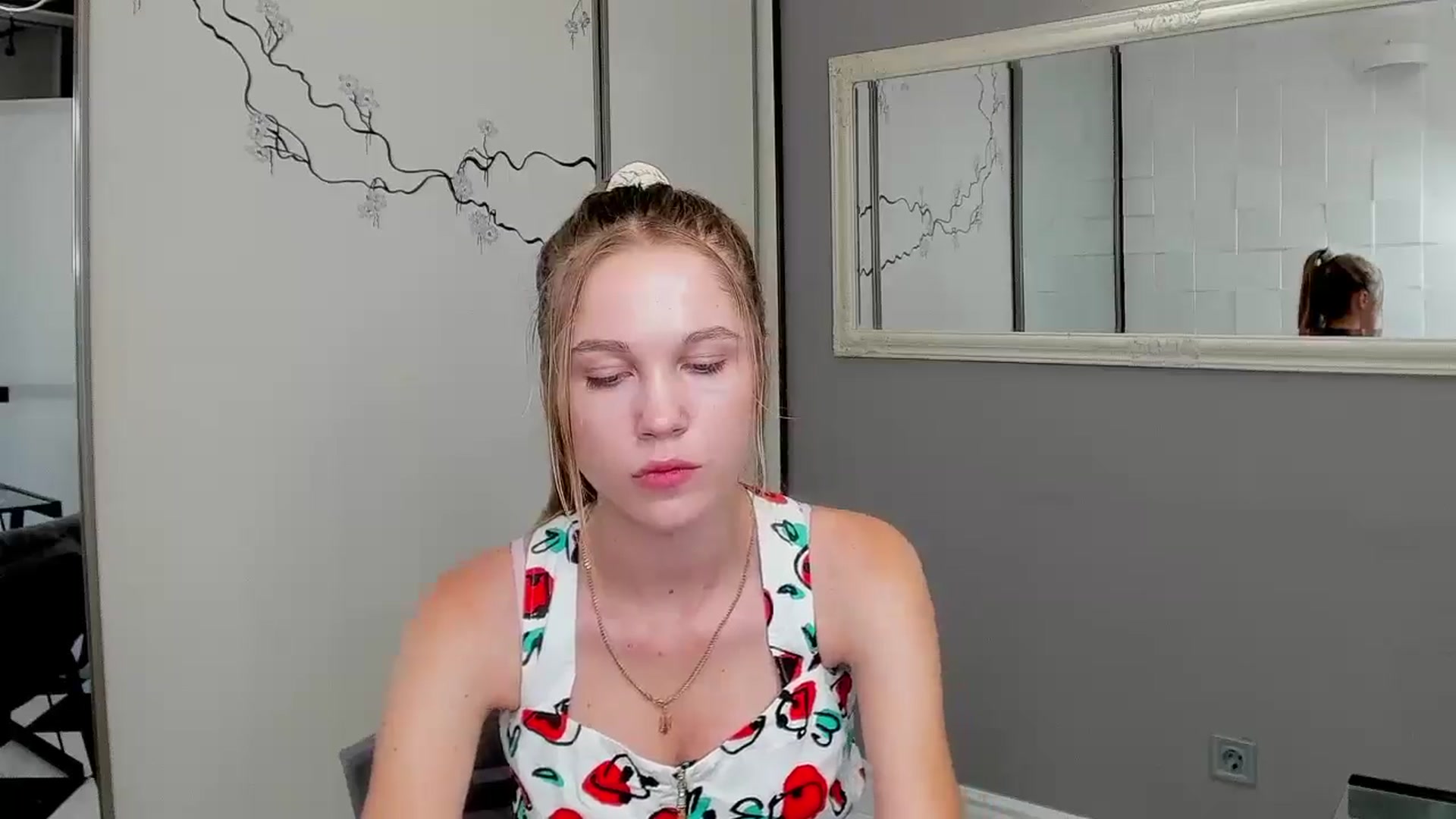 Gallery image thumbnail from Kate_Lewiss's myfreecams stream on, 07/28/2024, 11:03 image 8 of 20