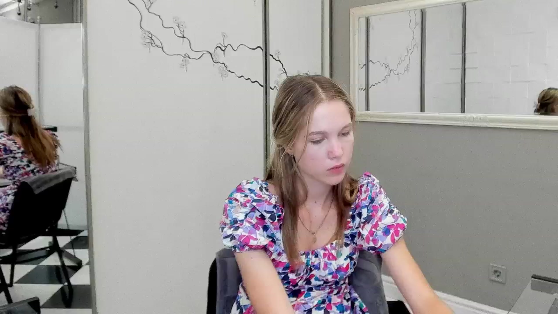 Gallery image thumbnail from Kate_Lewiss's myfreecams stream on, 07/29/2024, 11:11 image 16 of 20
