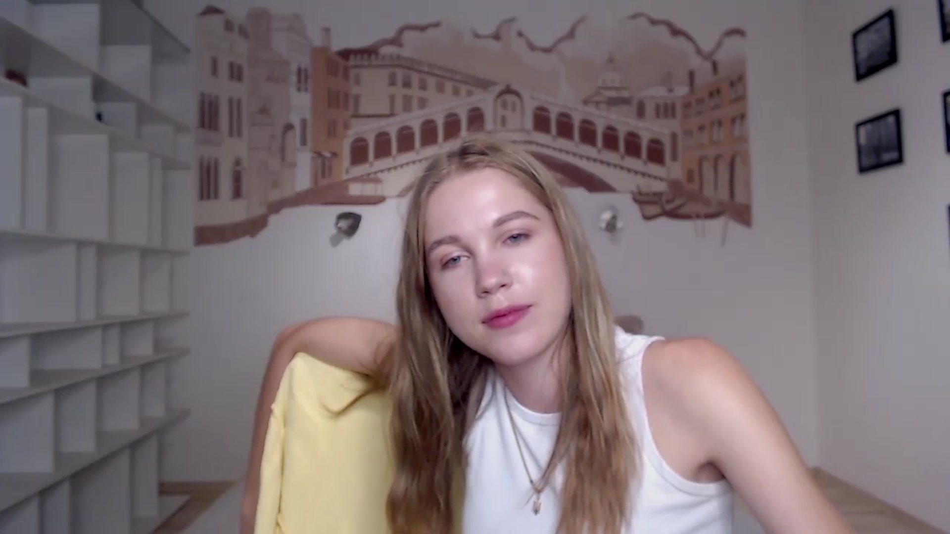Gallery image thumbnail from Kate_Lewiss's myfreecams stream on, 07/30/2024, 09:05 image 12 of 20