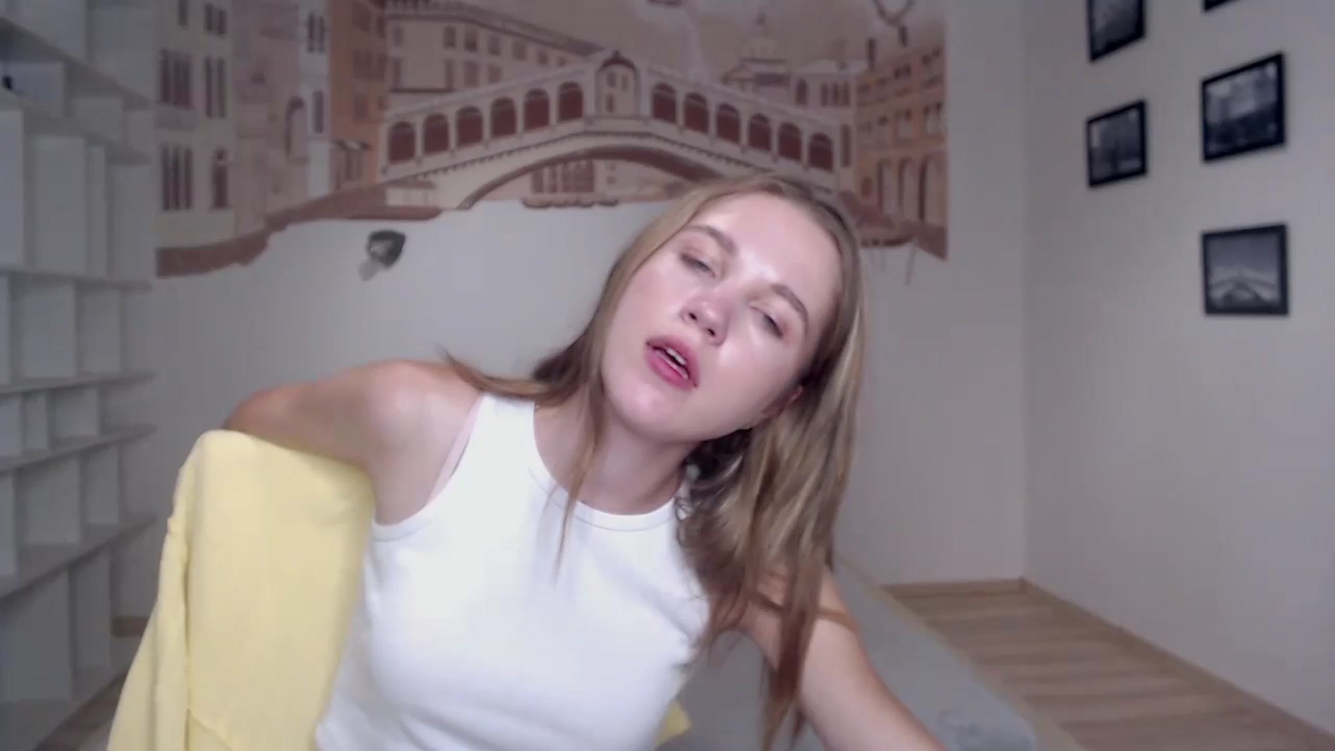 Gallery image thumbnail from Kate_Lewiss's myfreecams stream on, 07/30/2024, 10:51 image 9 of 20