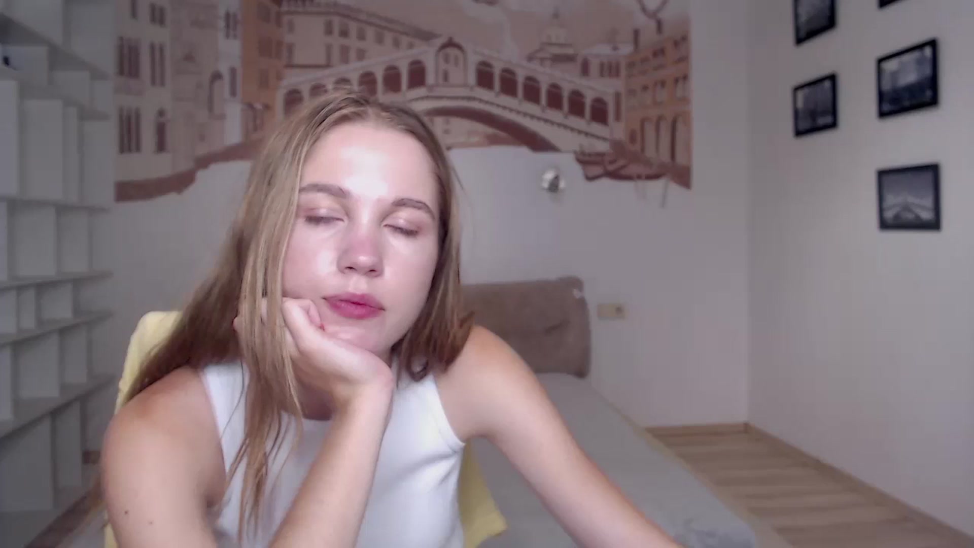 Gallery image thumbnail from Kate_Lewiss's myfreecams stream on, 07/30/2024, 10:51 image 5 of 20