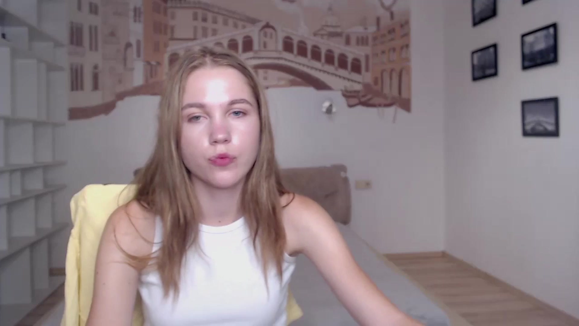 Gallery image thumbnail from Kate_Lewiss's myfreecams stream on, 07/30/2024, 10:51 image 17 of 20