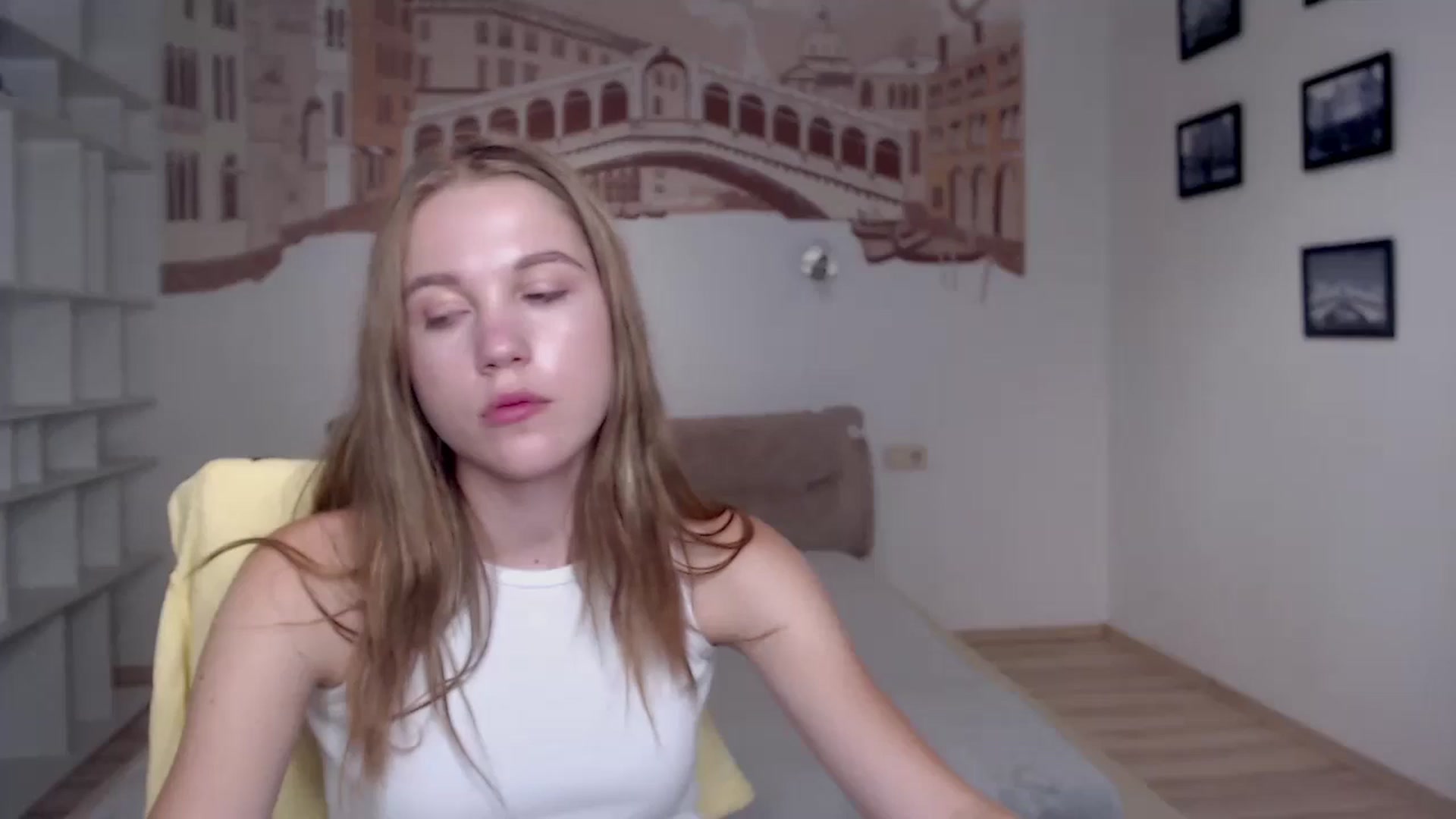 Gallery image thumbnail from Kate_Lewiss's myfreecams stream on, 07/30/2024, 11:05 image 1 of 20