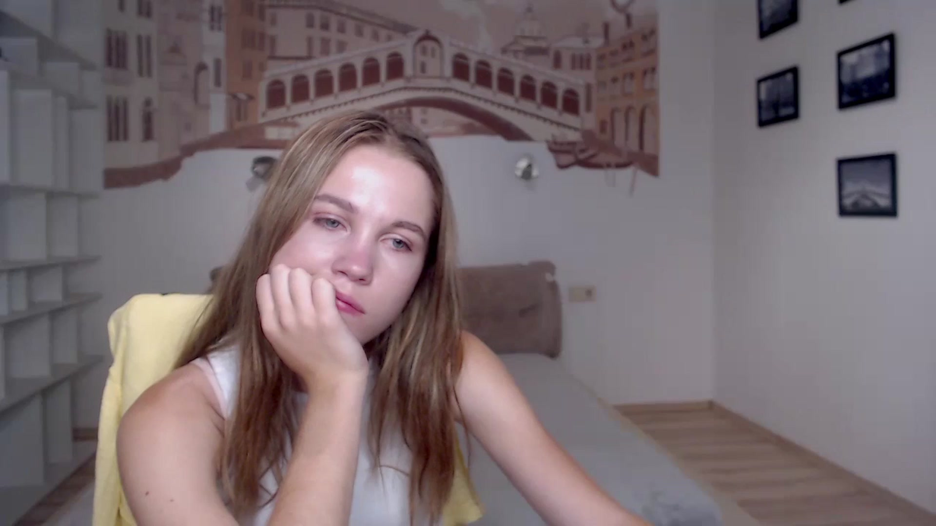 Gallery image thumbnail from Kate_Lewiss's myfreecams stream on, 07/30/2024, 11:05 image 5 of 20