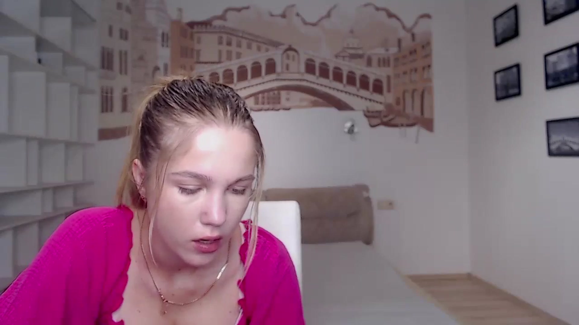 Gallery image thumbnail from Kate_Lewiss's myfreecams stream on, 07/31/2024, 06:33 image 15 of 20