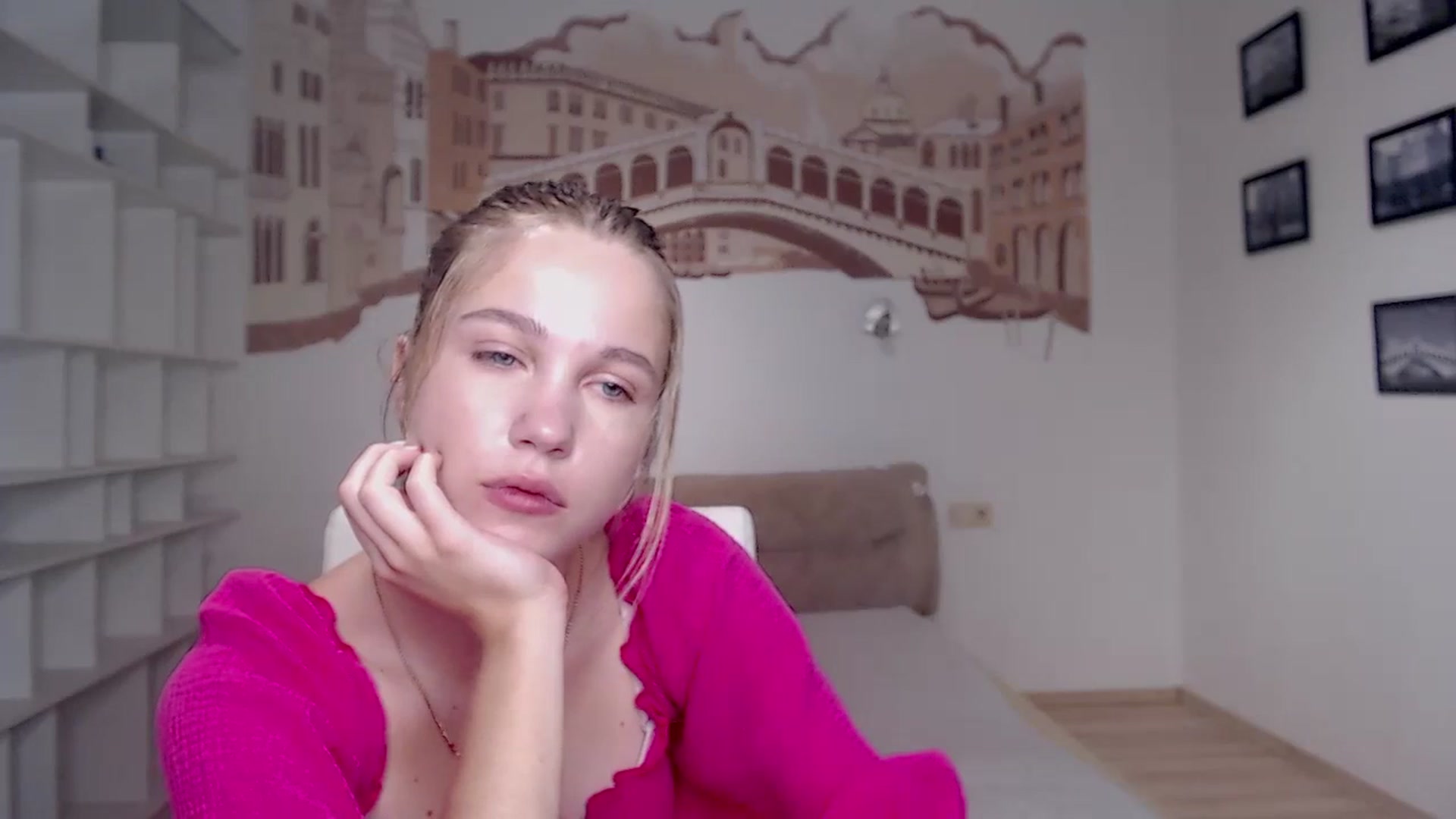 Gallery image thumbnail from Kate_Lewiss's myfreecams stream on, 07/31/2024, 06:33 image 17 of 20