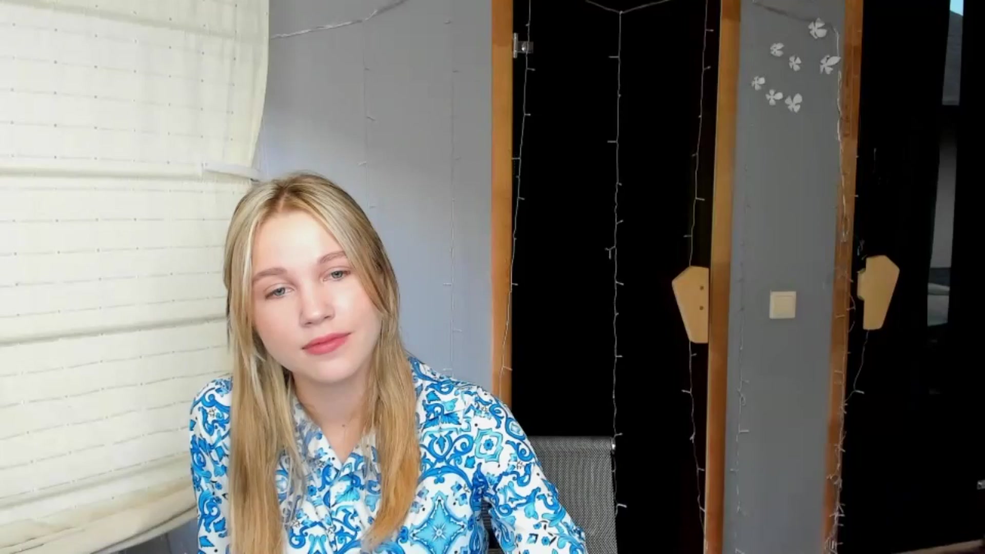 Gallery image thumbnail from Kate_Lewiss's myfreecams stream on, 08/04/2024, 07:43 image 4 of 20