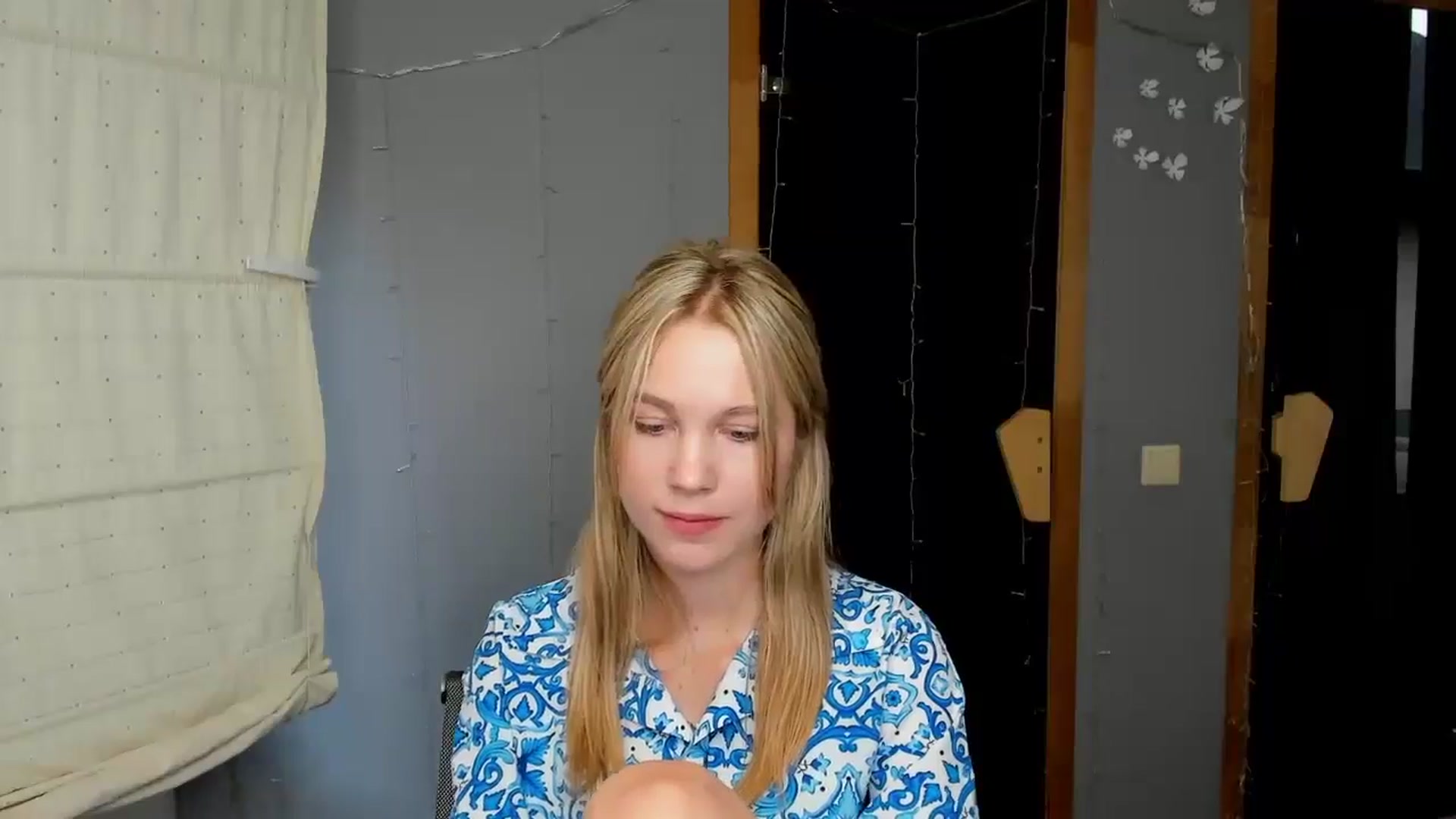 Gallery image thumbnail from Kate_Lewiss's myfreecams stream on, 08/04/2024, 10:13 image 11 of 20