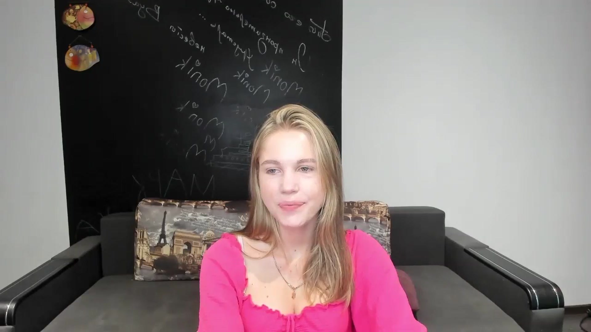 Gallery image thumbnail from Kate_Lewiss's myfreecams stream on, 08/05/2024, 06:01 image 17 of 20