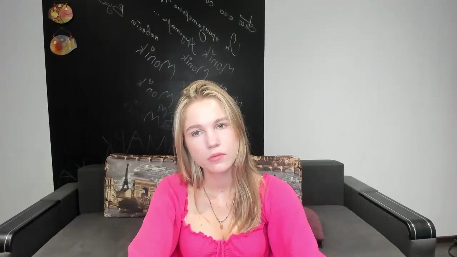 Gallery image thumbnail from Kate_Lewiss's myfreecams stream on, 08/05/2024, 06:01 image 3 of 20