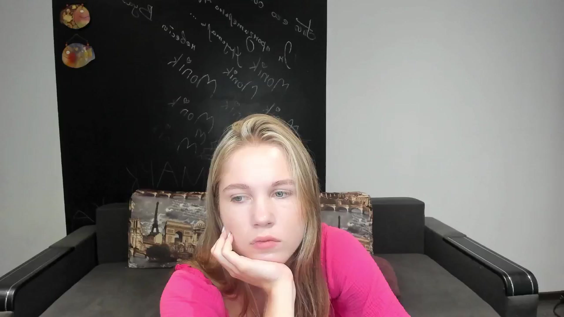 Gallery image thumbnail from Kate_Lewiss's myfreecams stream on, 08/05/2024, 06:23 image 1 of 20