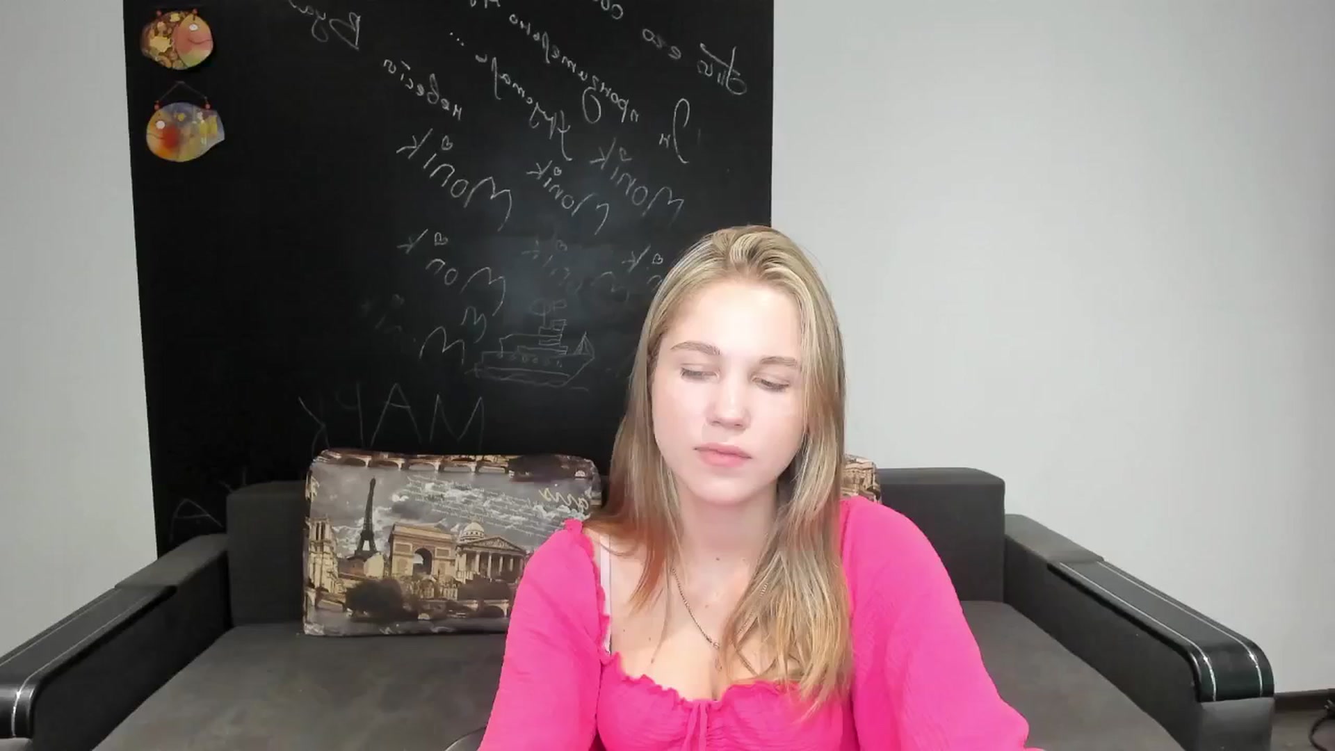 Gallery image thumbnail from Kate_Lewiss's myfreecams stream on, 08/05/2024, 06:23 image 8 of 20