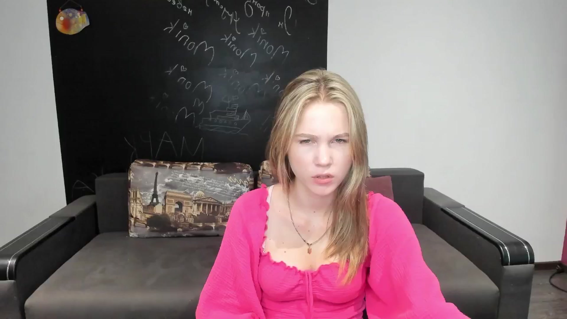 Gallery image thumbnail from Kate_Lewiss's myfreecams stream on, 08/05/2024, 07:17 image 7 of 20