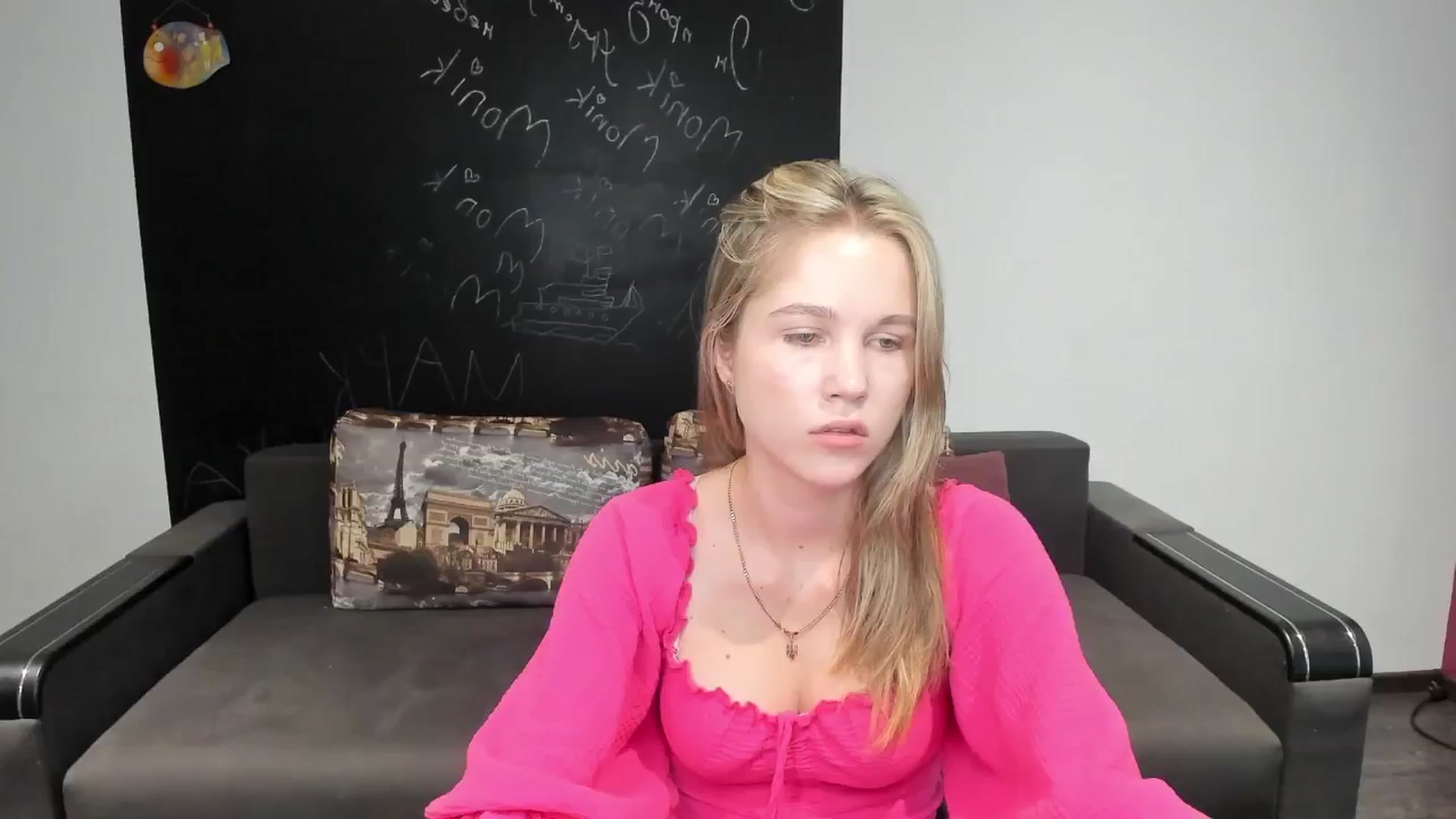 Gallery image thumbnail from Kate_Lewiss's myfreecams stream on, 08/05/2024, 07:17 image 2 of 20