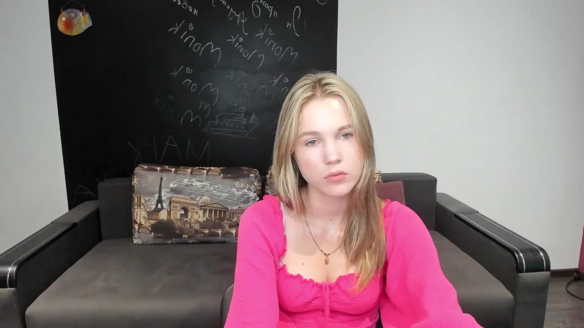 Gallery image thumbnail from Kate_Lewiss's myfreecams stream on, 08/05/2024, 07:17 image 19 of 20