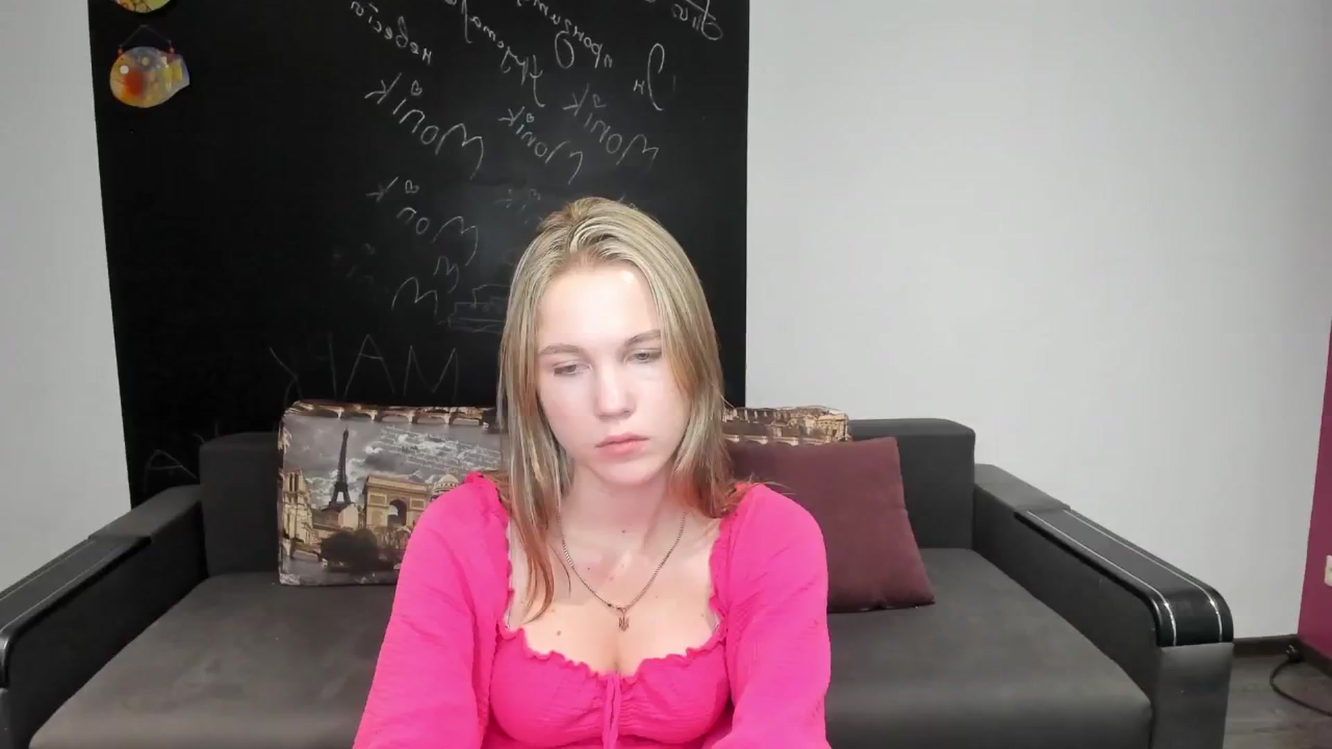 Gallery image thumbnail from Kate_Lewiss's myfreecams stream on, 08/05/2024, 10:16 image 14 of 20