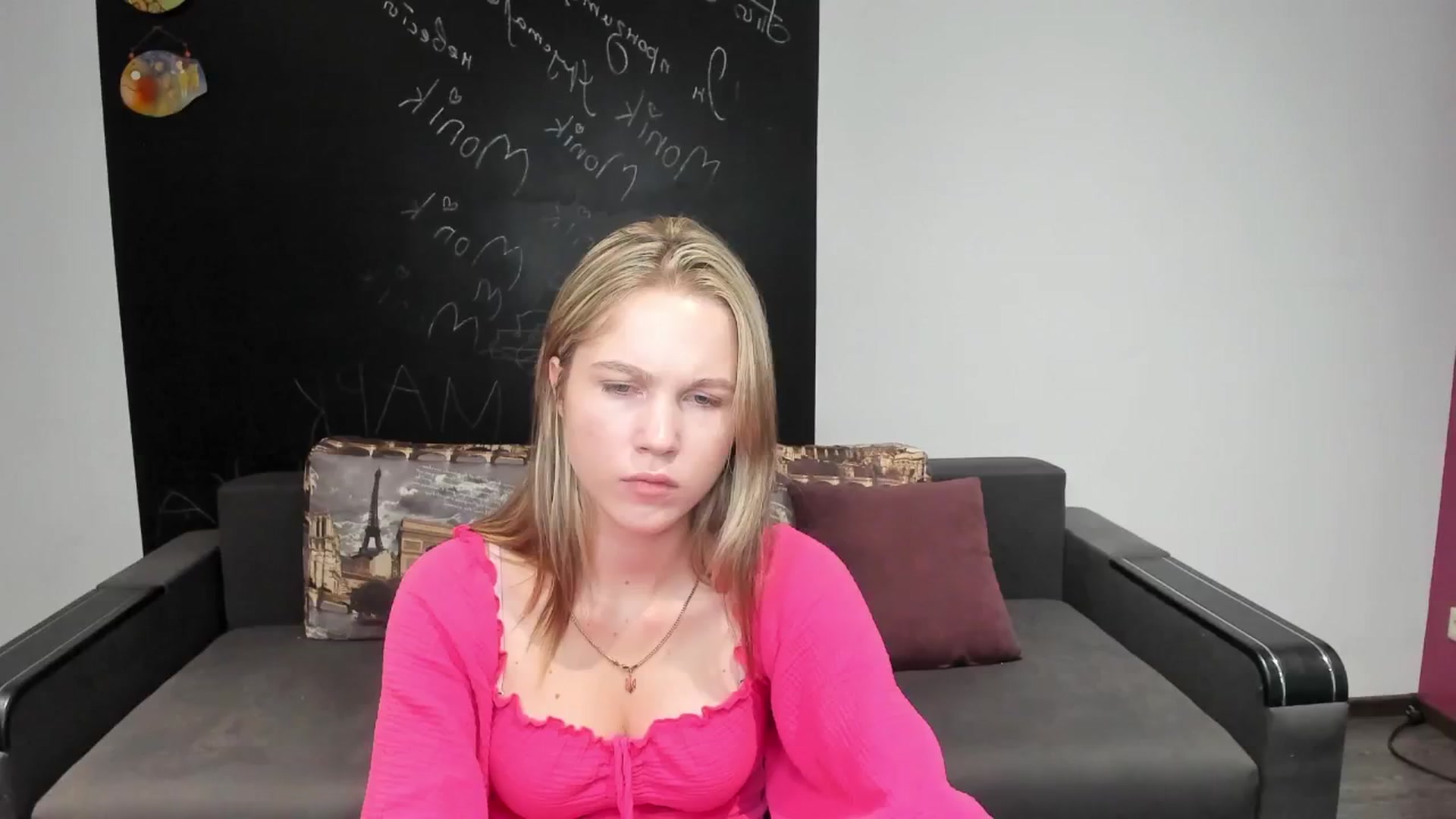 Gallery image thumbnail from Kate_Lewiss's myfreecams stream on, 08/05/2024, 10:16 image 16 of 20