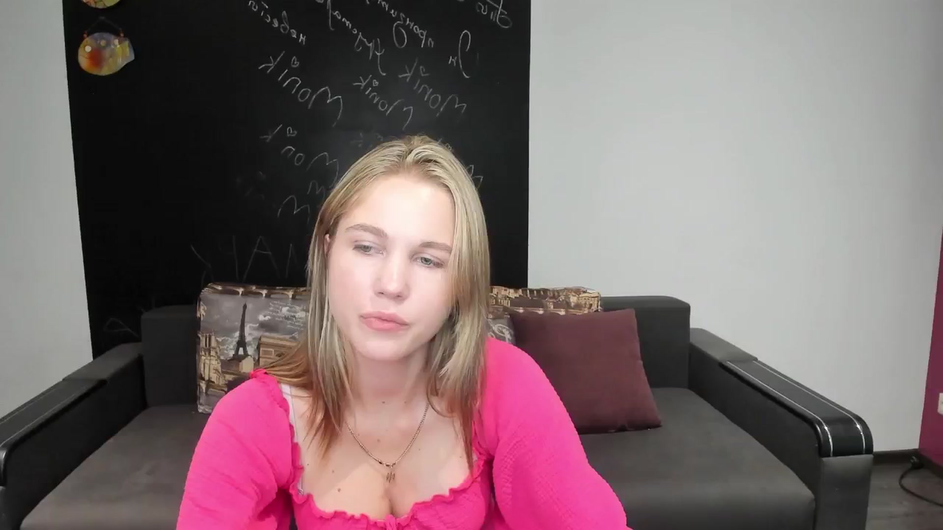 Gallery image thumbnail from Kate_Lewiss's myfreecams stream on, 08/05/2024, 10:16 image 17 of 20