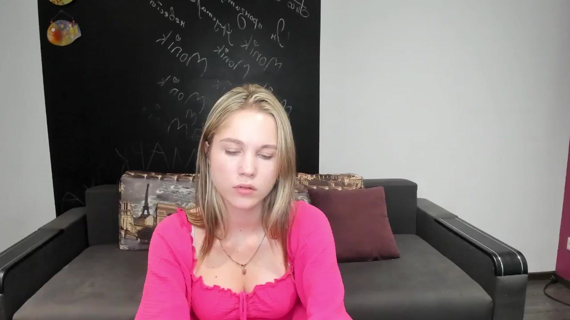 Gallery image thumbnail from Kate_Lewiss's myfreecams stream on, 08/05/2024, 10:16 image 19 of 20