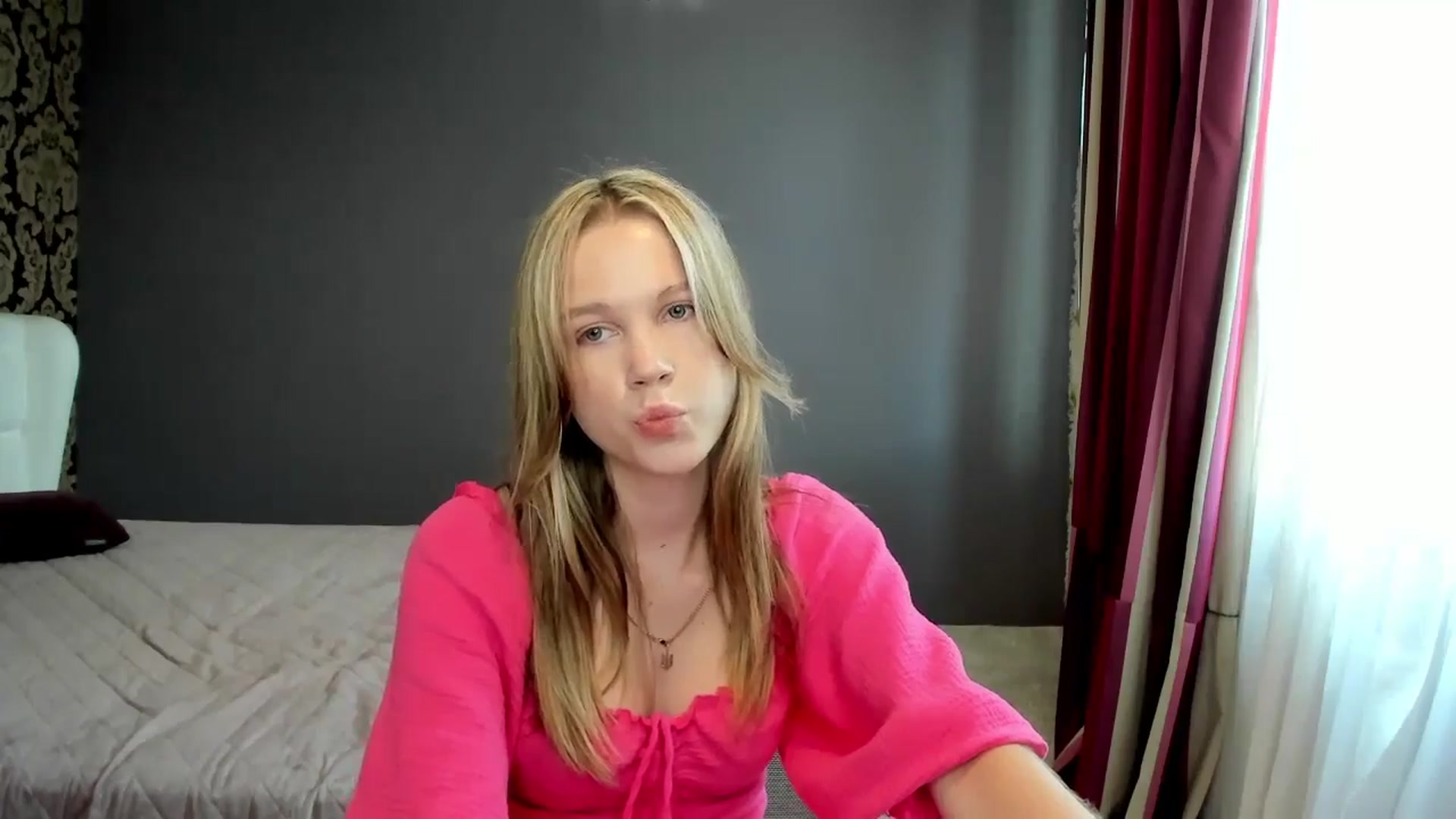Gallery image thumbnail from Kate_Lewiss's myfreecams stream on, 08/07/2024, 08:50 image 19 of 20