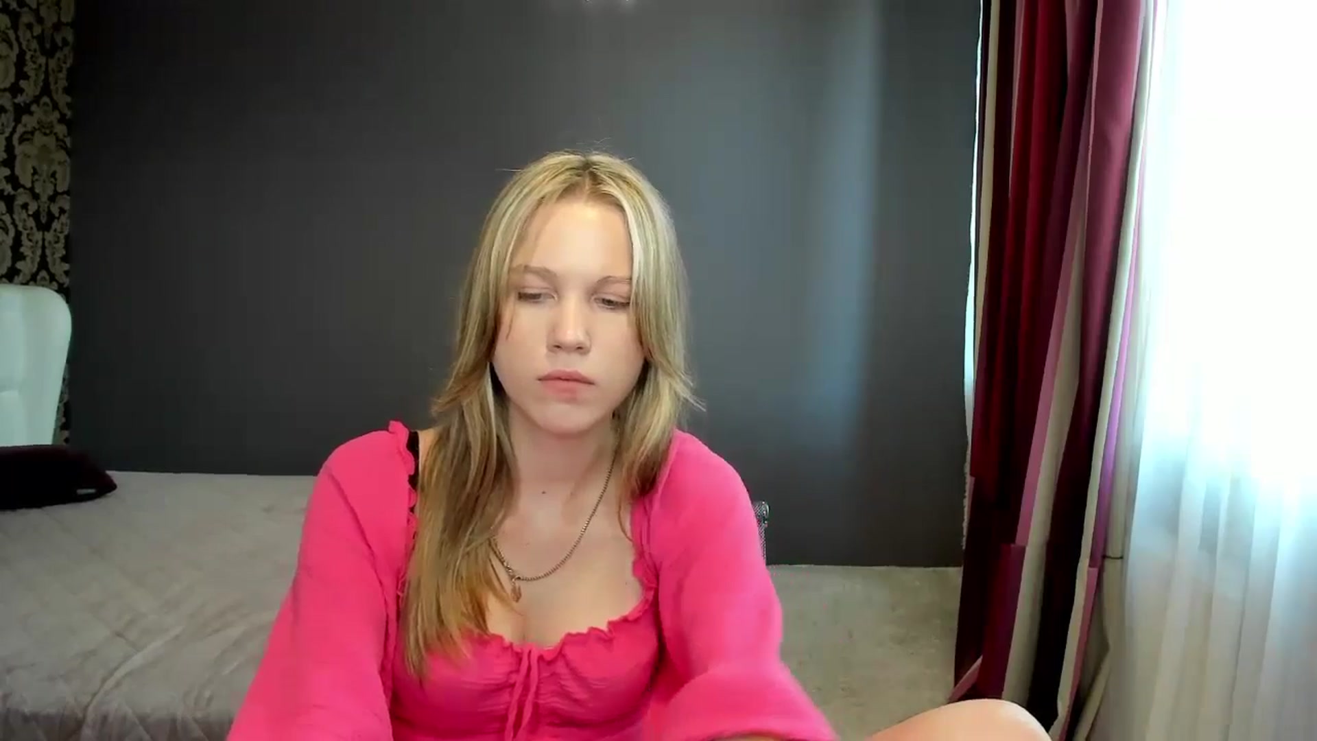 Gallery image thumbnail from Kate_Lewiss's myfreecams stream on, 08/07/2024, 10:49 image 6 of 20