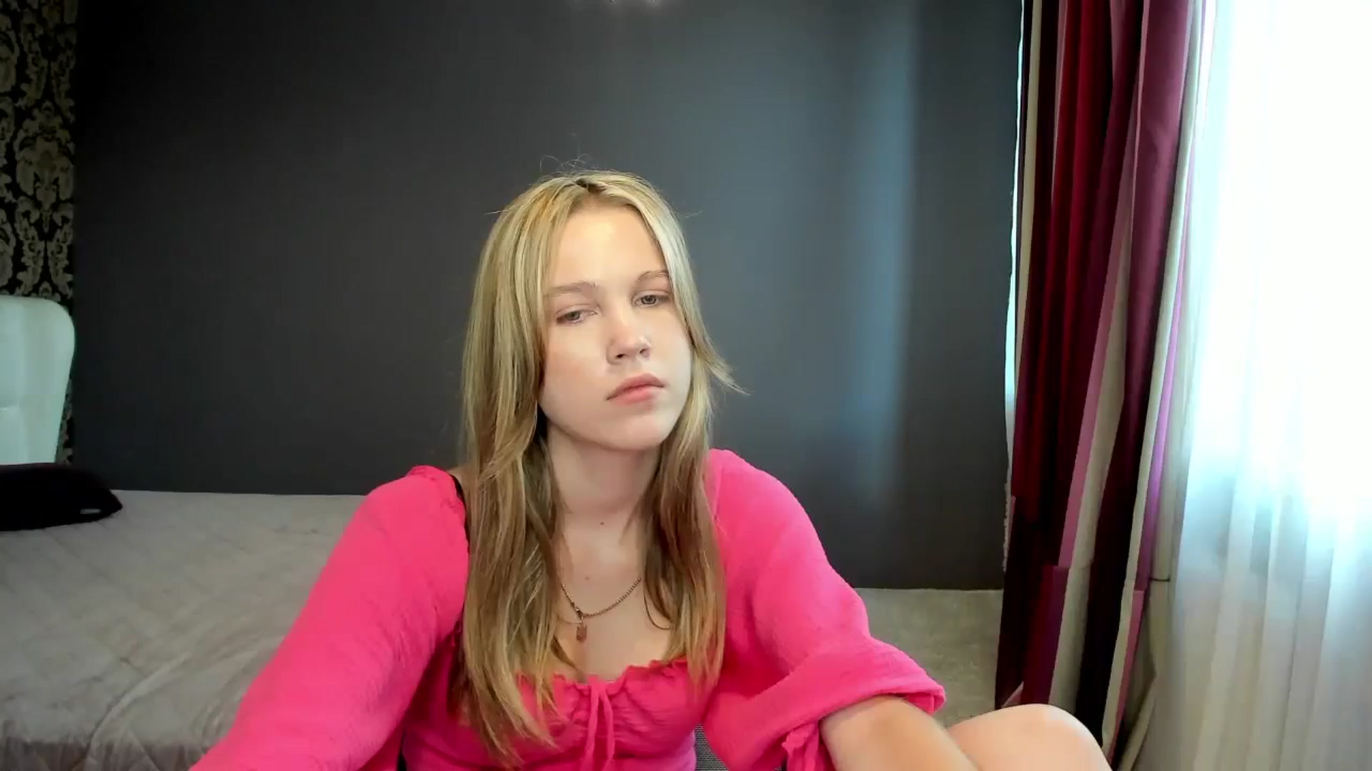 Gallery image thumbnail from Kate_Lewiss's myfreecams stream on, 08/07/2024, 10:49 image 8 of 20