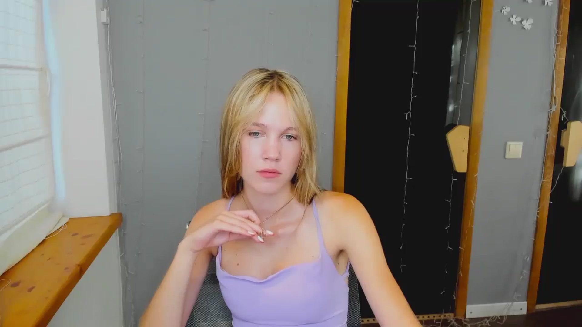 Gallery image thumbnail from Kate_Lewiss's myfreecams stream on, 08/08/2024, 06:05 image 13 of 20