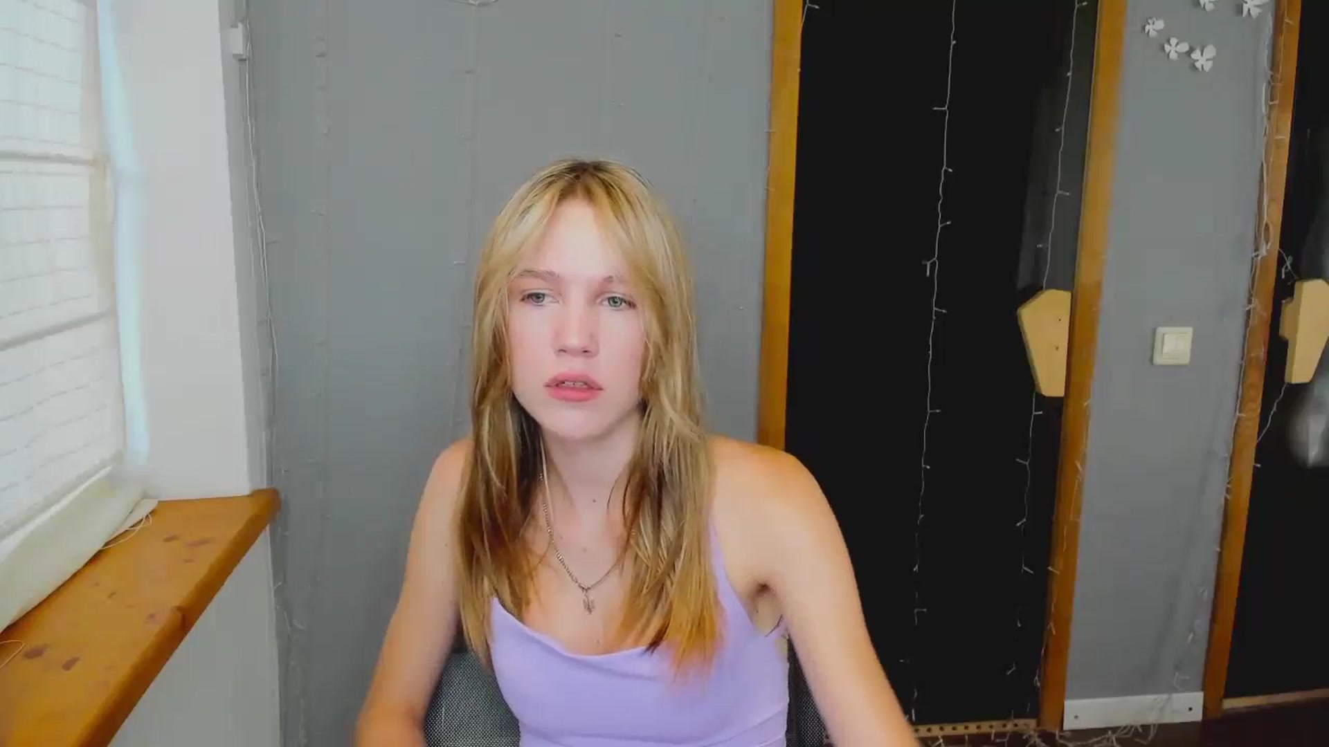 Gallery image thumbnail from Kate_Lewiss's myfreecams stream on, 08/08/2024, 06:05 image 4 of 20
