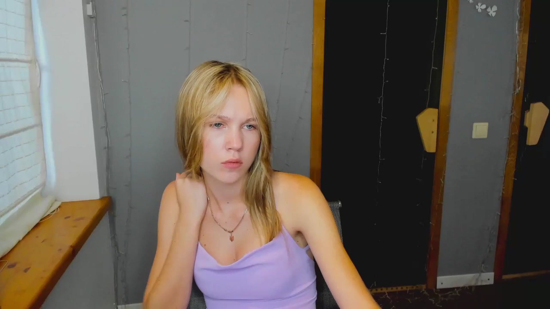 Gallery image thumbnail from Kate_Lewiss's myfreecams stream on, 08/08/2024, 08:22 image 8 of 20