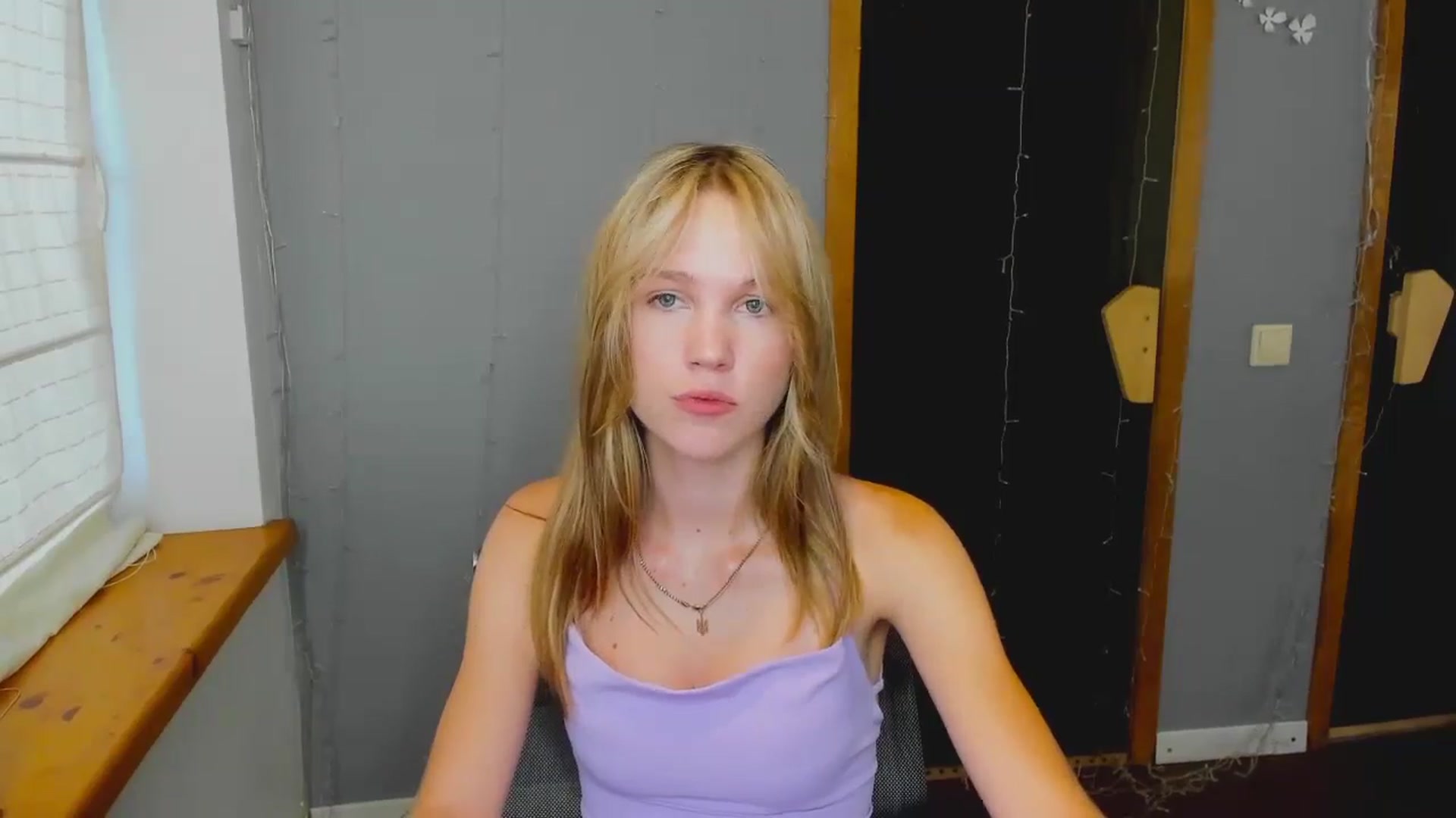 Gallery image thumbnail from Kate_Lewiss's myfreecams stream on, 08/08/2024, 08:22 image 17 of 20