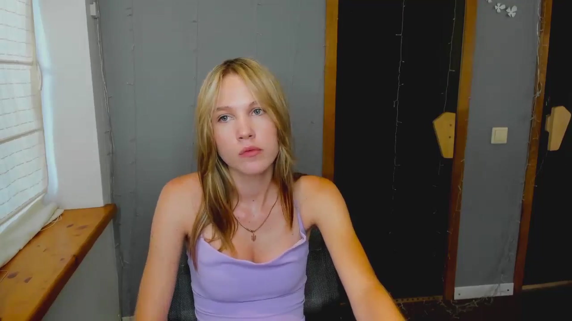 Gallery image thumbnail from Kate_Lewiss's myfreecams stream on, 08/08/2024, 09:58 image 3 of 20
