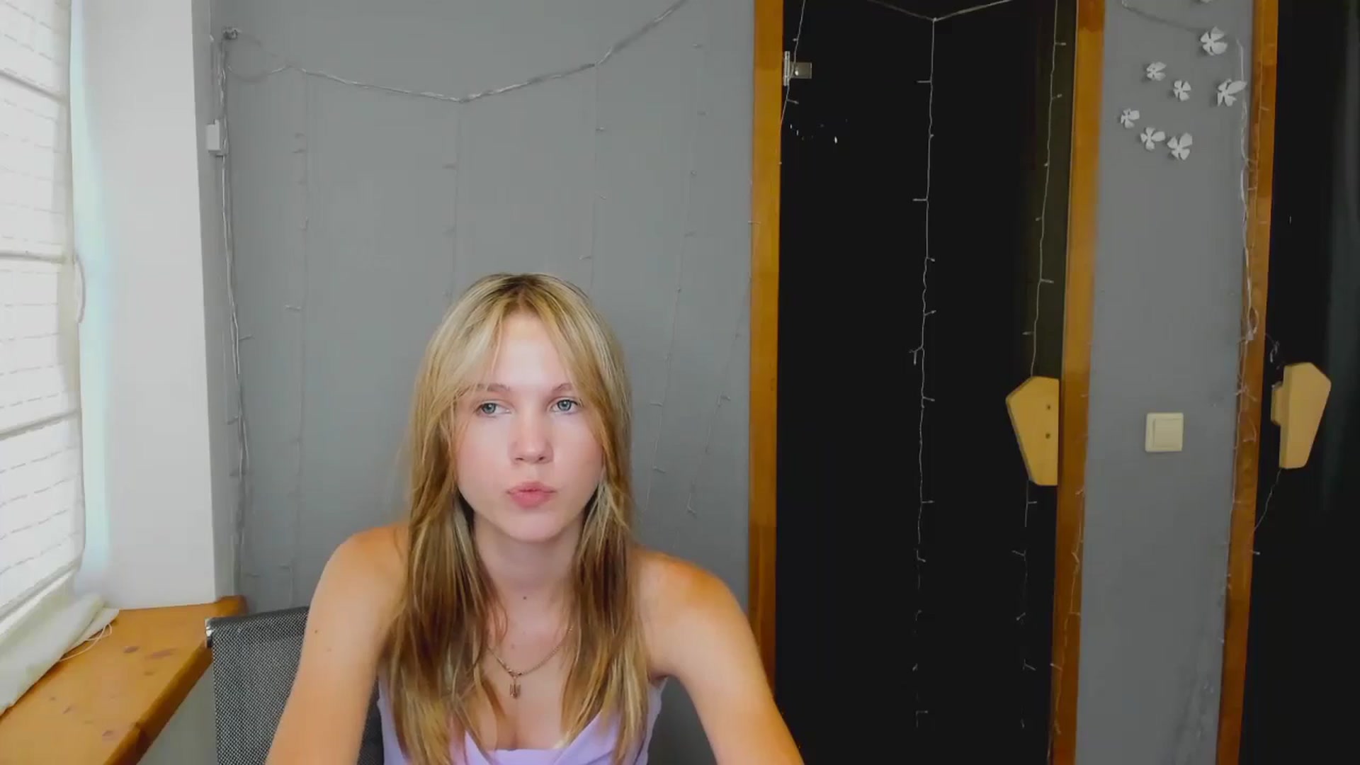 Gallery image thumbnail from Kate_Lewiss's myfreecams stream on, 08/08/2024, 11:02 image 20 of 20