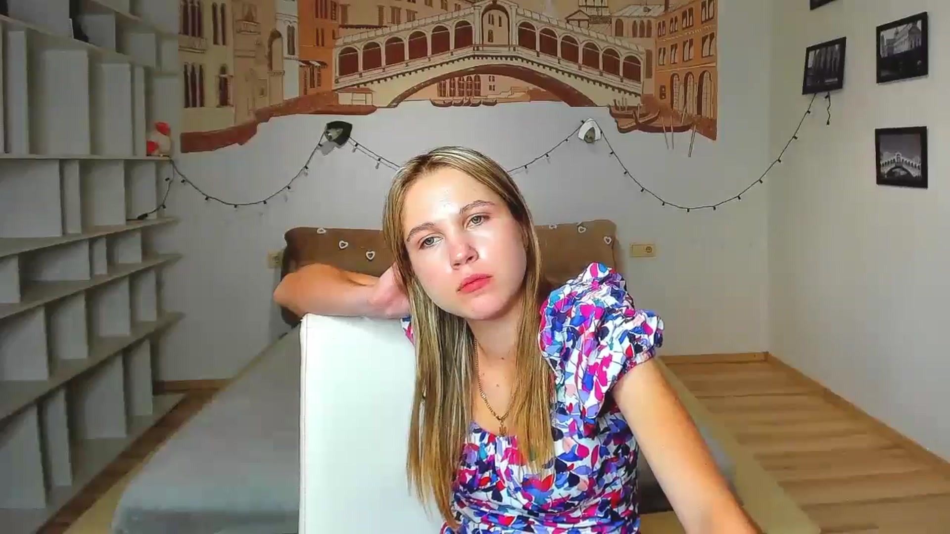 Gallery image thumbnail from Kate_Lewiss's myfreecams stream on, 08/12/2024, 11:11 image 11 of 20