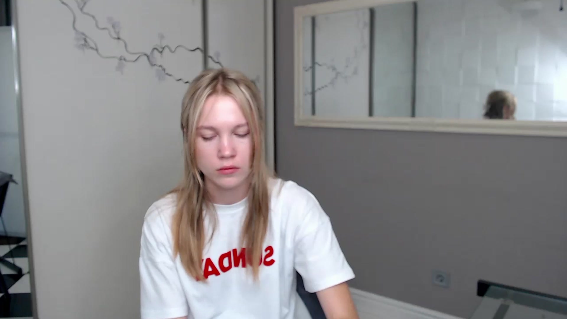 Gallery image thumbnail from Kate_Lewiss's myfreecams stream on, 08/13/2024, 06:04 image 13 of 20