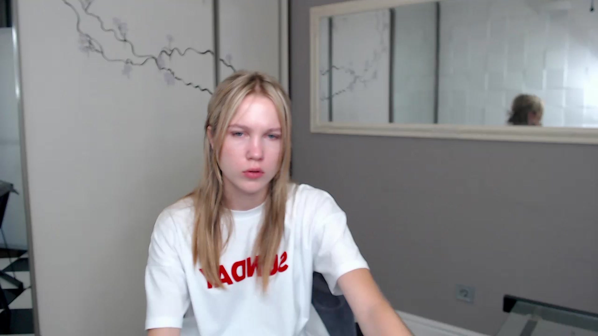Gallery image thumbnail from Kate_Lewiss's myfreecams stream on, 08/13/2024, 06:04 image 10 of 20