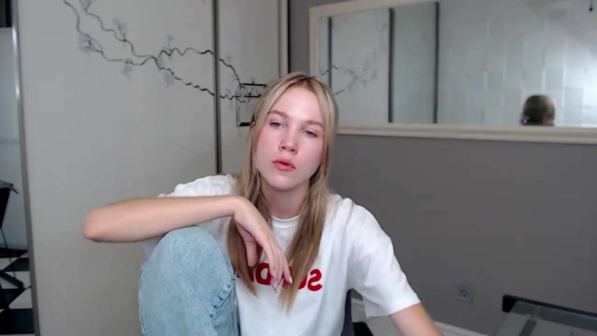 Gallery image thumbnail from Kate_Lewiss's myfreecams stream on, 08/13/2024, 06:04 image 18 of 20