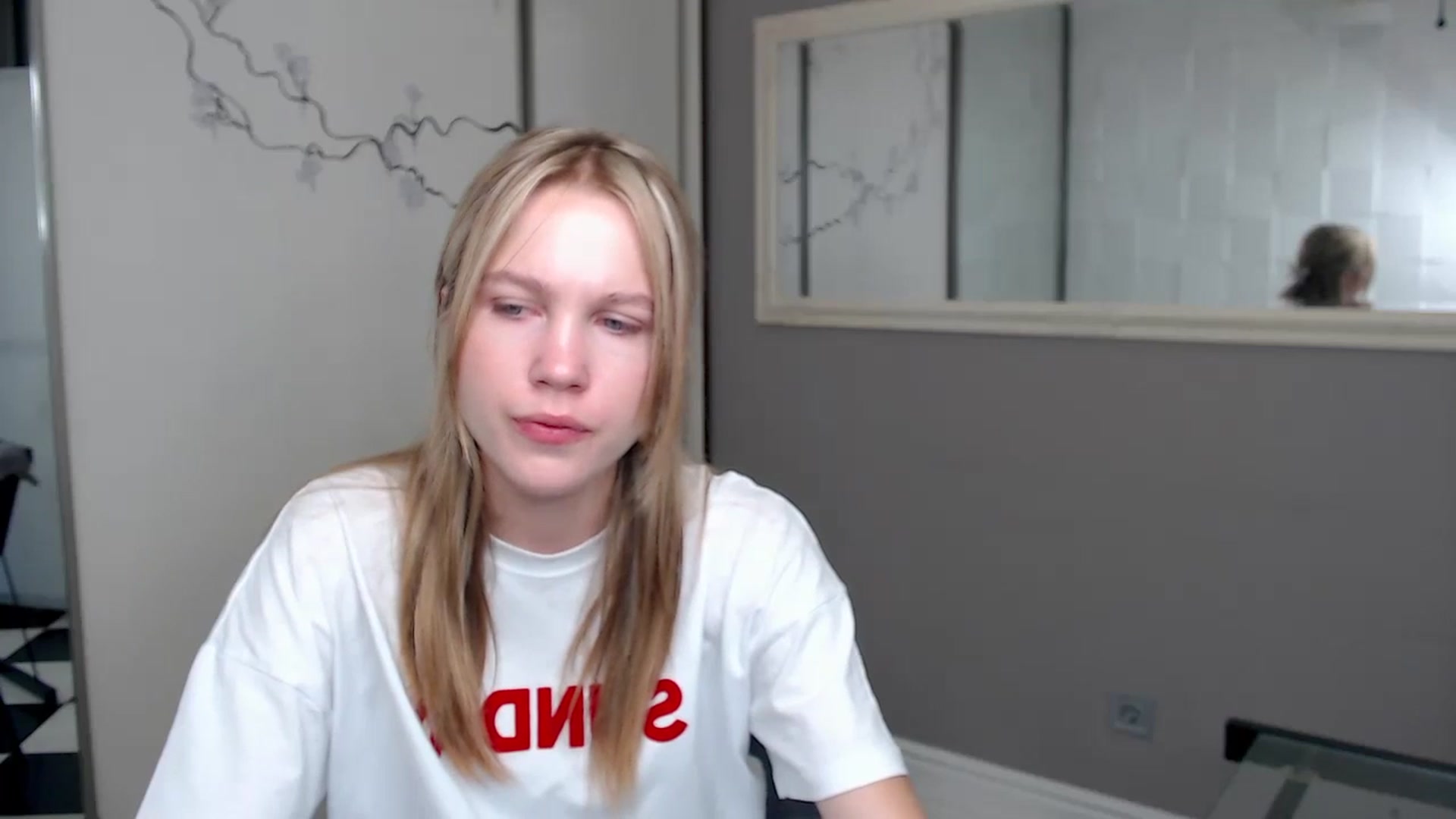 Gallery image thumbnail from Kate_Lewiss's myfreecams stream on, 08/13/2024, 06:04 image 4 of 20