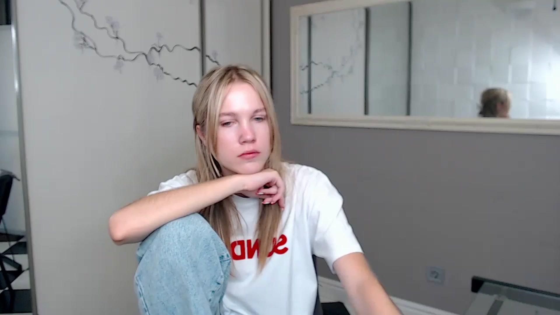 Gallery image thumbnail from Kate_Lewiss's myfreecams stream on, 08/13/2024, 06:58 image 1 of 20